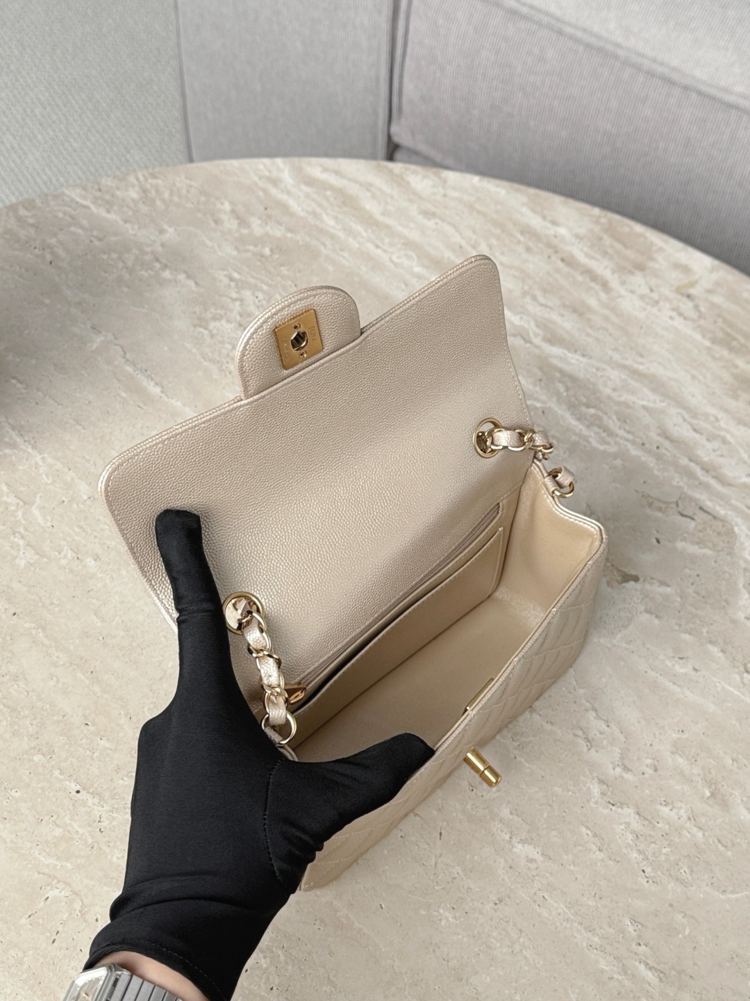 CHANEL Женская сумка с ручкой CF20 зернистая кожа