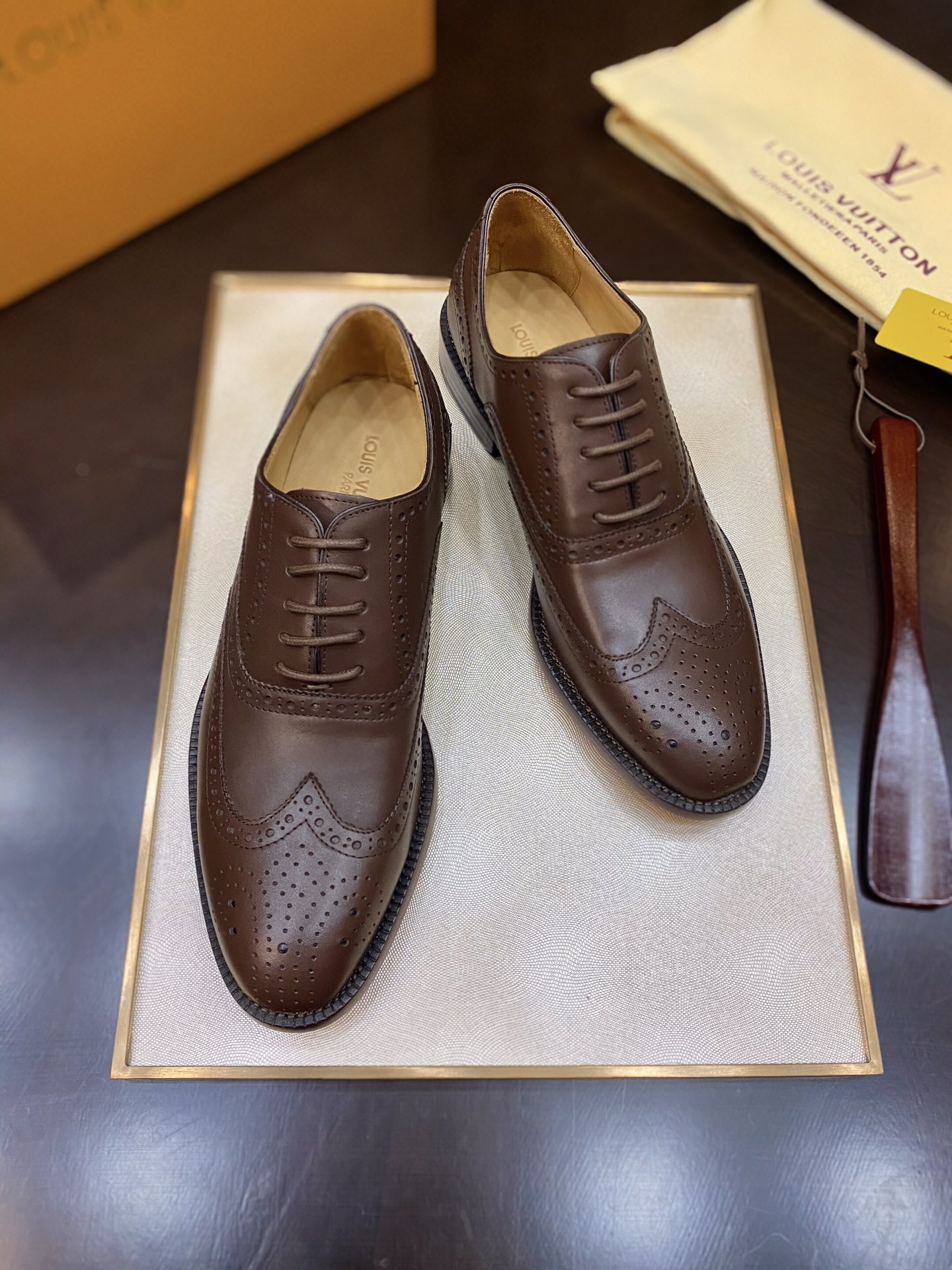 LOUIS VUITTON Туфли мужские  LOUIS VUITTON Туфли мужские