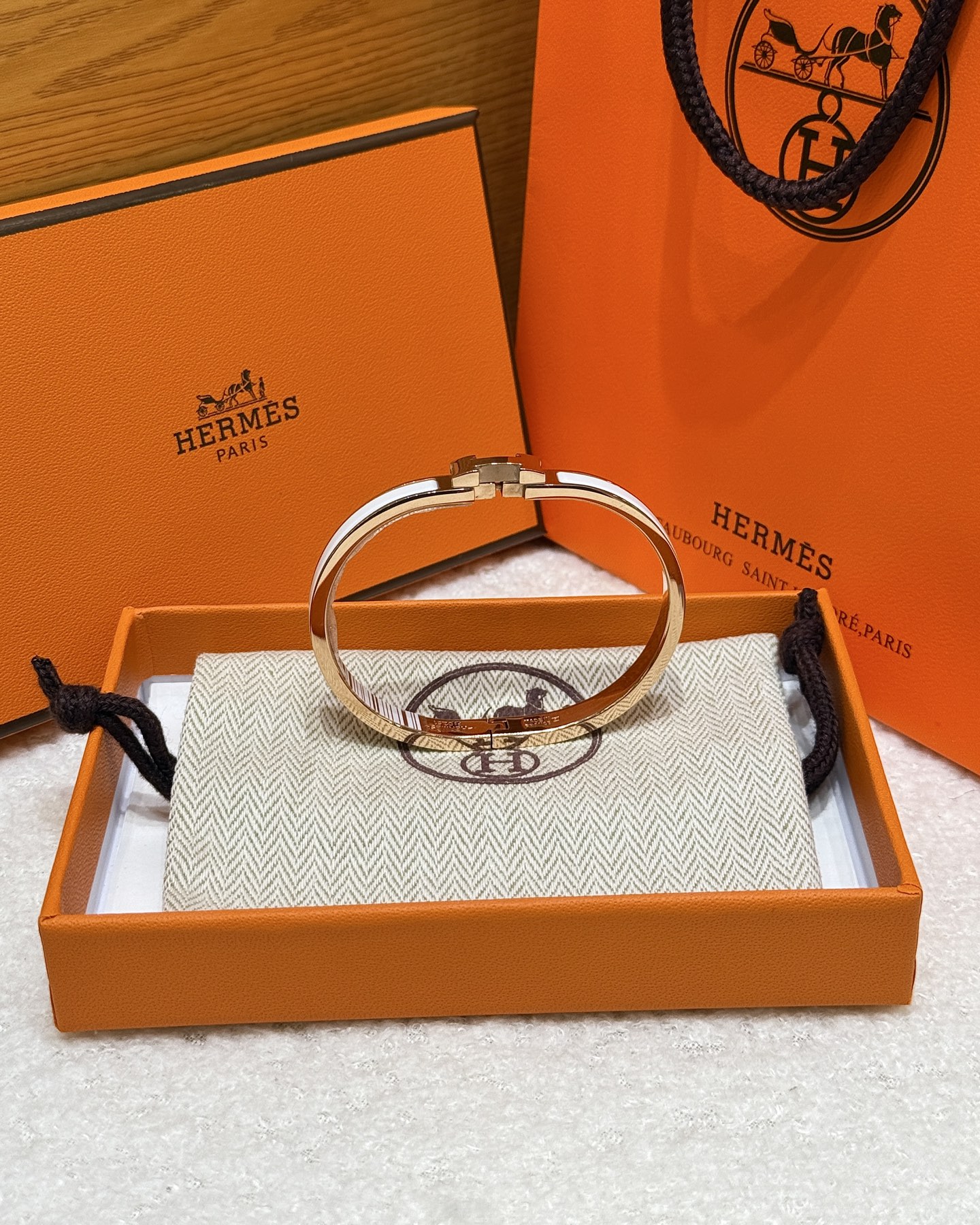 HERMES Браслет Clic H