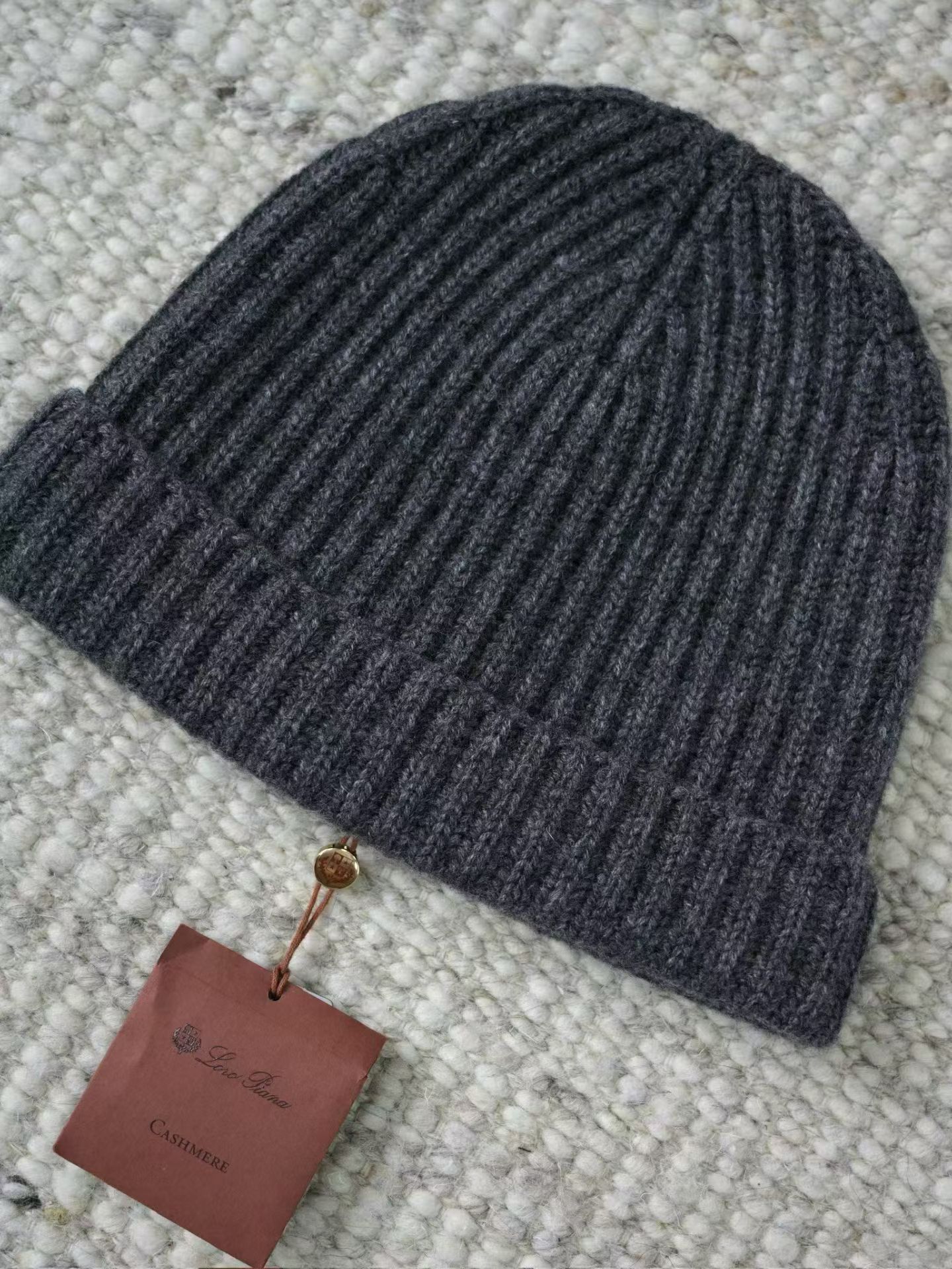 LORO PIANA Мужская шапка из кашемира 