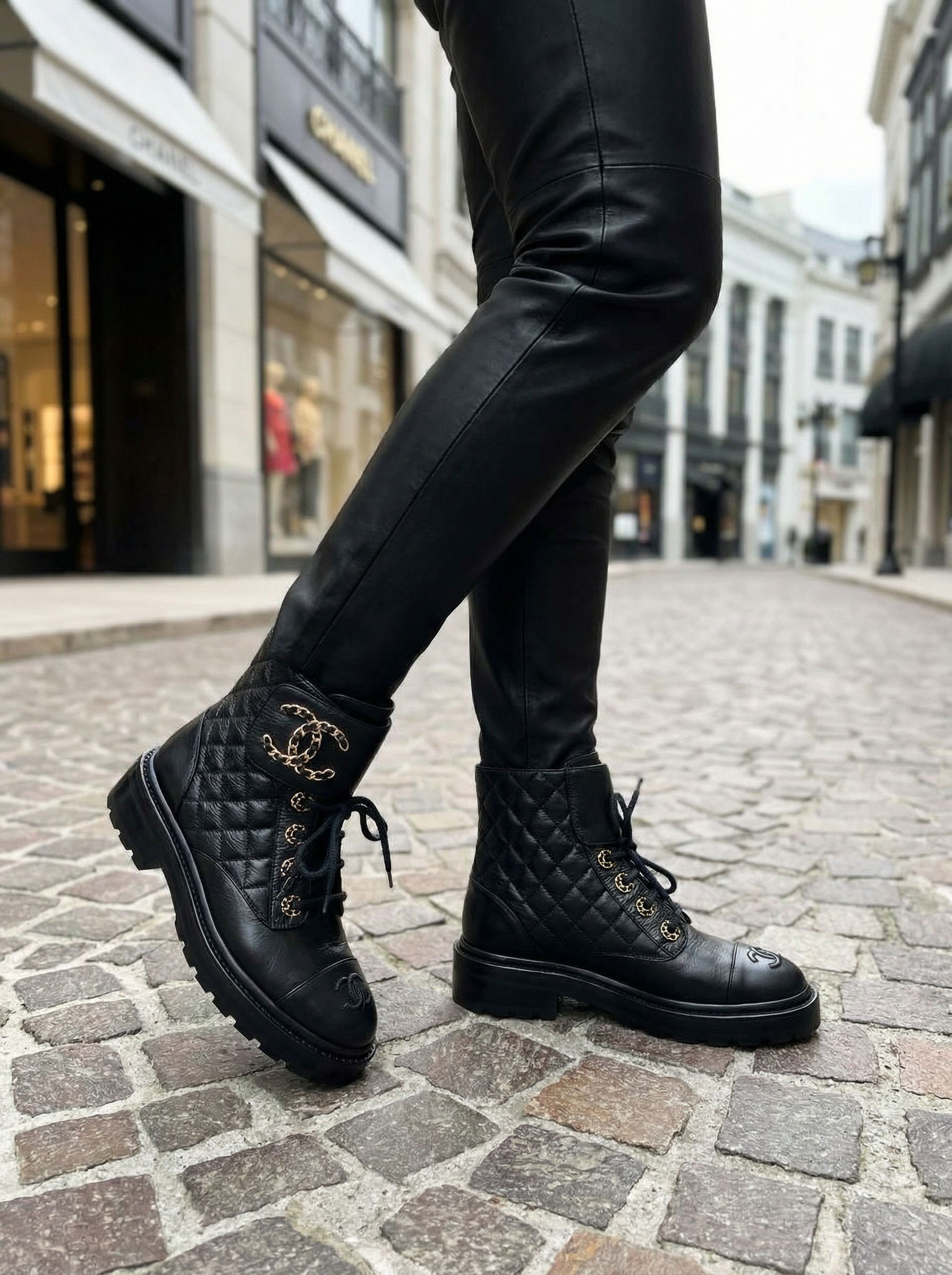 CHANEL Женские ботинки из телячьей кожи CHANEL Женские ботинки из телячьей кожи