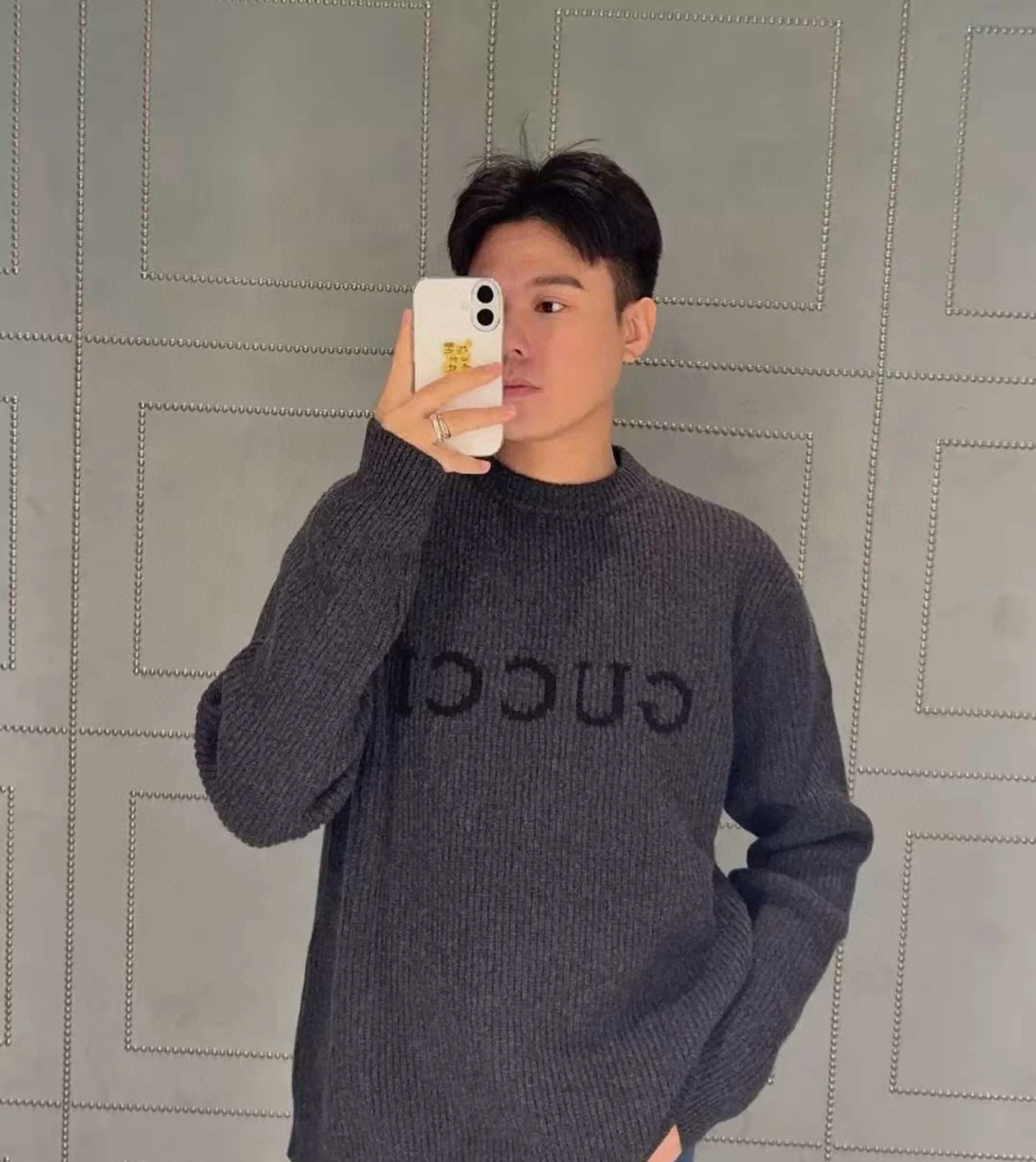 GUCCI Мужской свитер GUCCI Мужской свитер