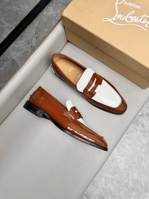 CHRISTIAN LOUBOUTIN Мужские лоферы