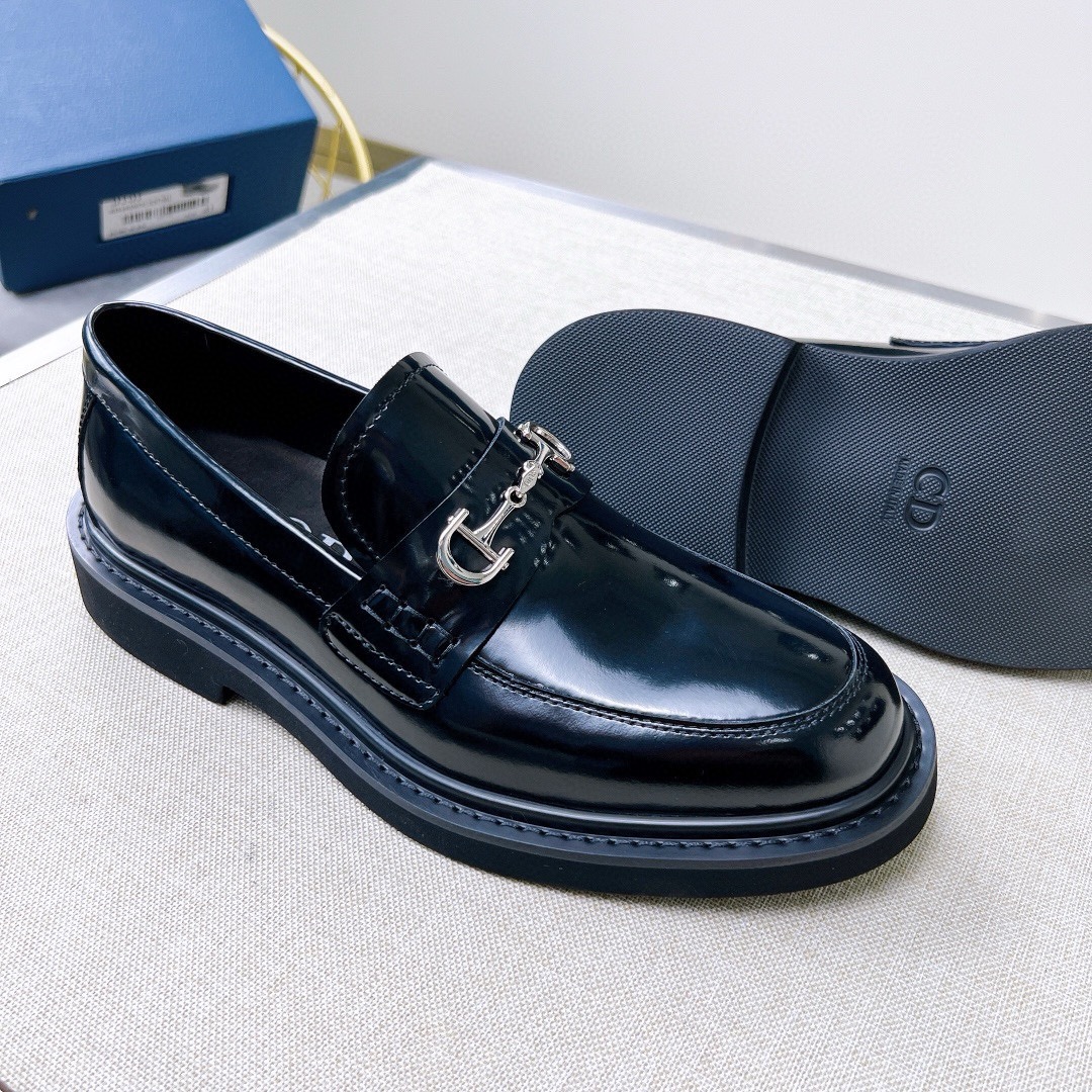 CHRISTIAN DIOR Мужские туфли броги CHRISTIAN DIOR Мужские туфли броги