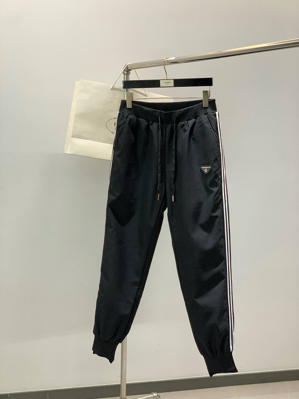 PRADA Мужские брюки PRADA Мужские брюки