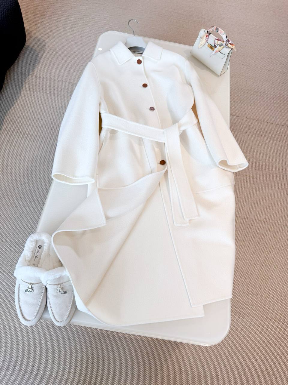 HERMES Женское пальто прямого кроя