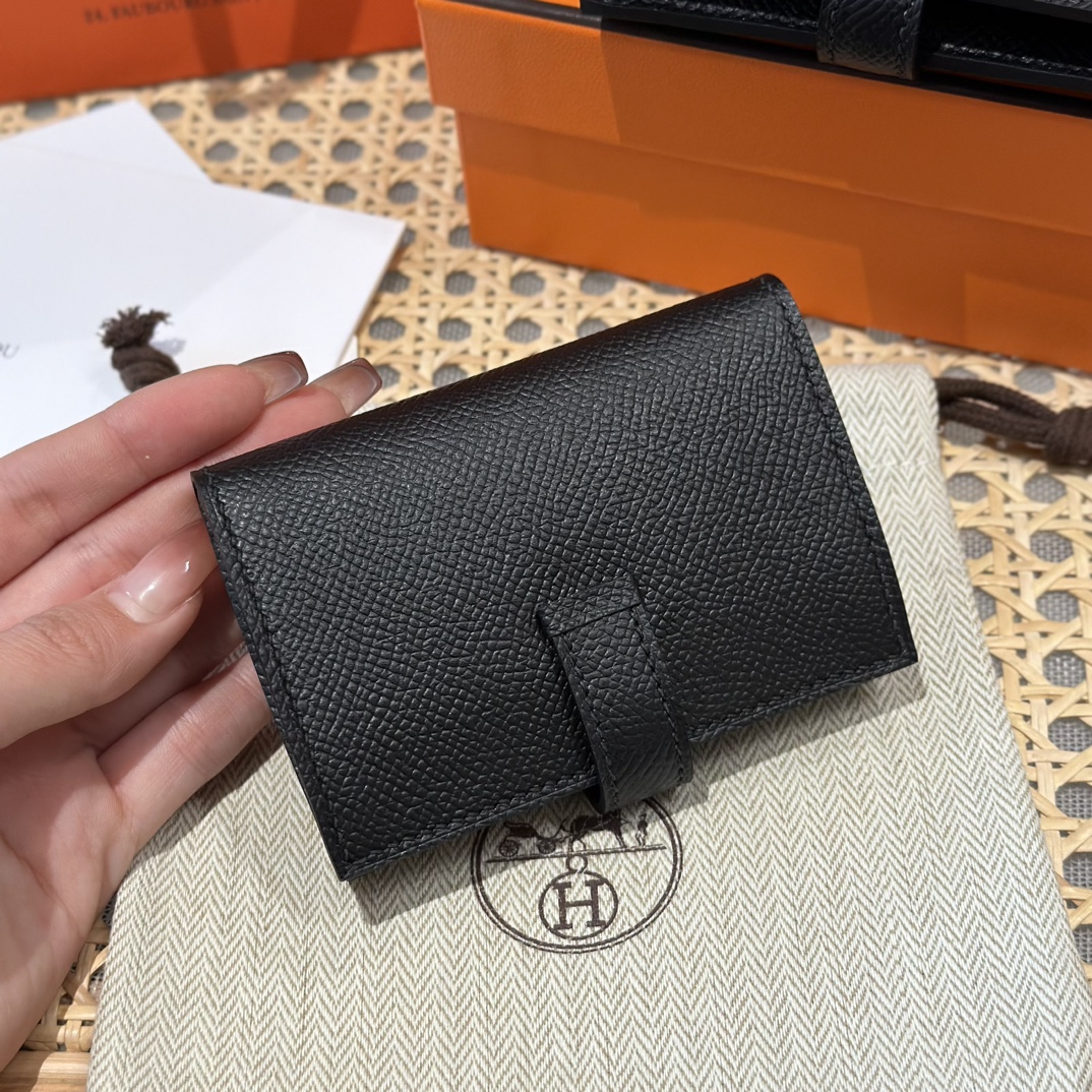 HERMES Кошелёк Bearn 10 см 89/Noir Epsom HERMES Кошелёк Bearn 10 см 89/Noir Epsom