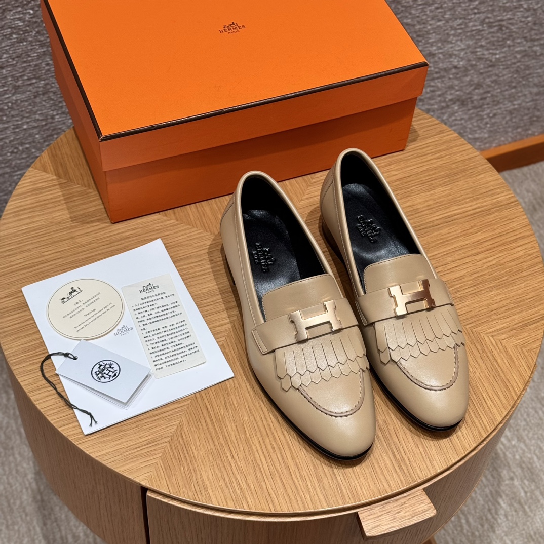 HERMES Женские лоферы Royal HERMES Женские лоферы Royal