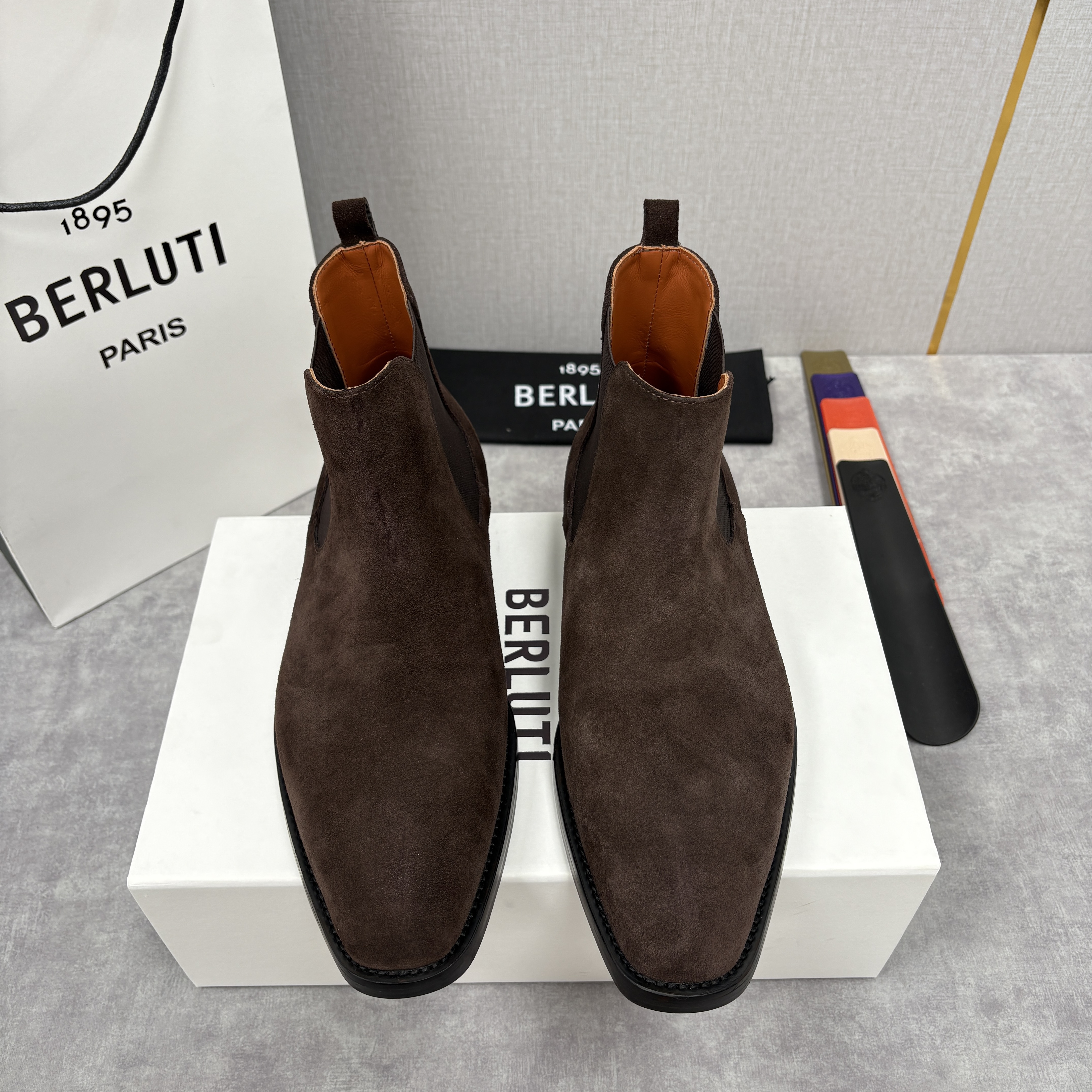 BERLUTI Мужские кроссовки челси из замши BERLUTI Мужские кроссовки челси из замши