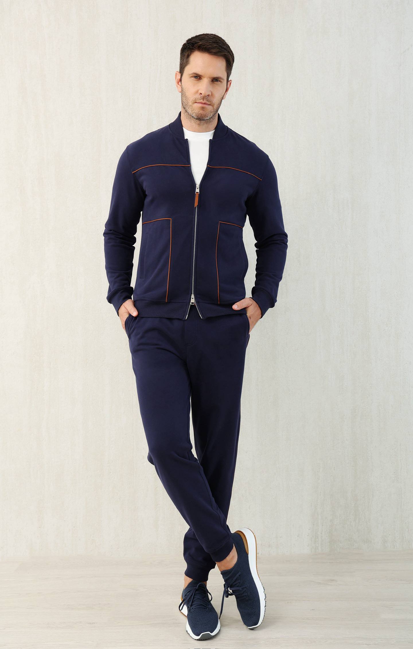 BRUNELLO CUCINELLI Мужской костюм