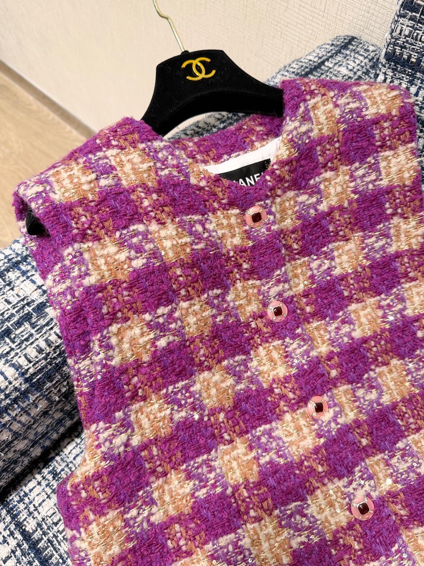 CHANEL Женский жилет CHANEL Женский жилет