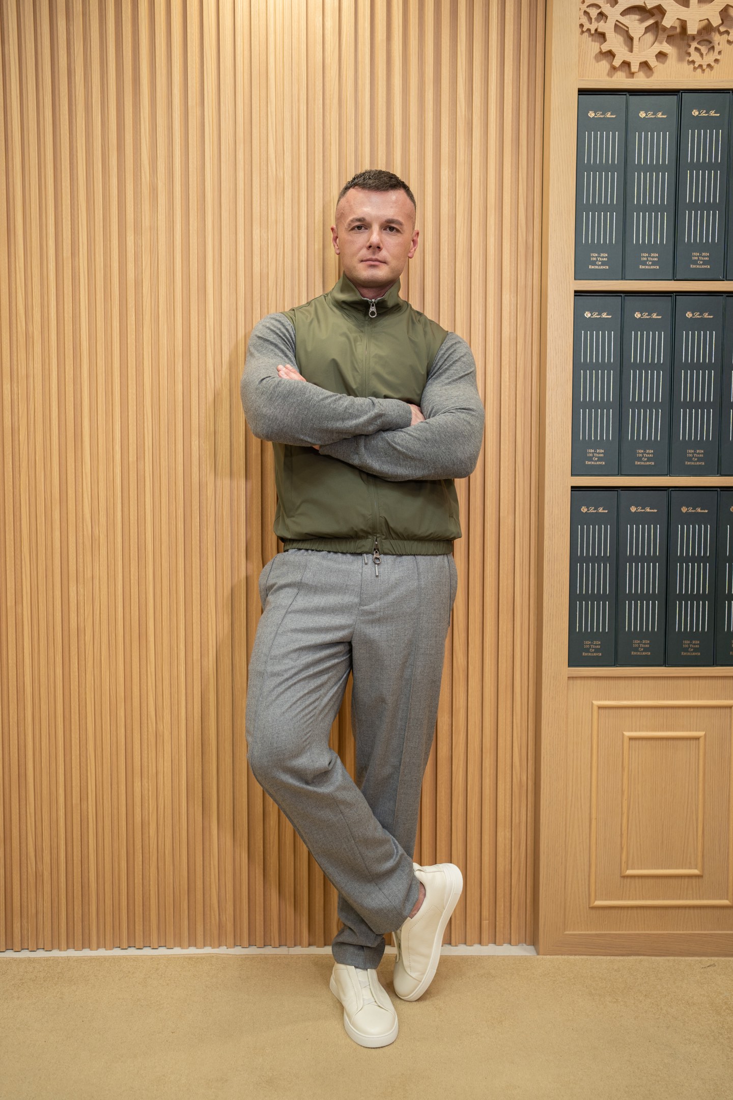 LORO PIANA Мужской жилет LORO PIANA Мужской жилет