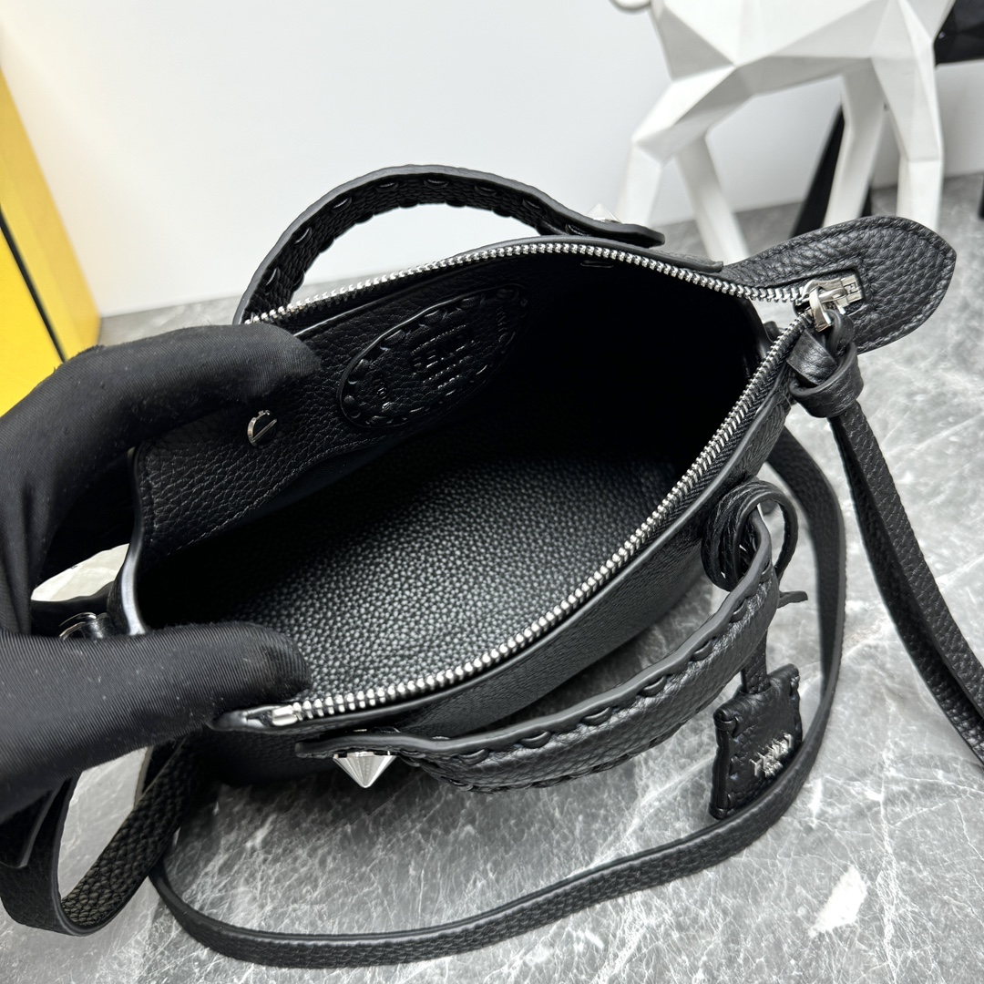 FENDI Женская сумка By The Way Selleria