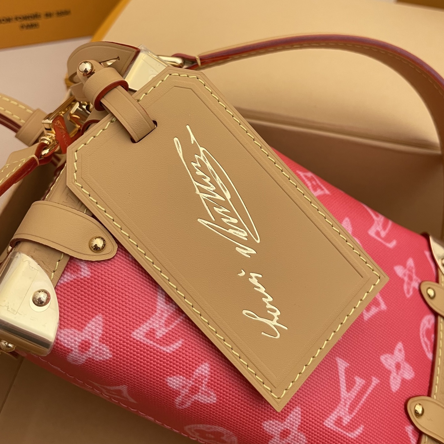 LOUIS VUITTON Женская Сумка Side Trunk PM M27784 LOUIS VUITTON Женская Сумка Side Trunk PM M27784