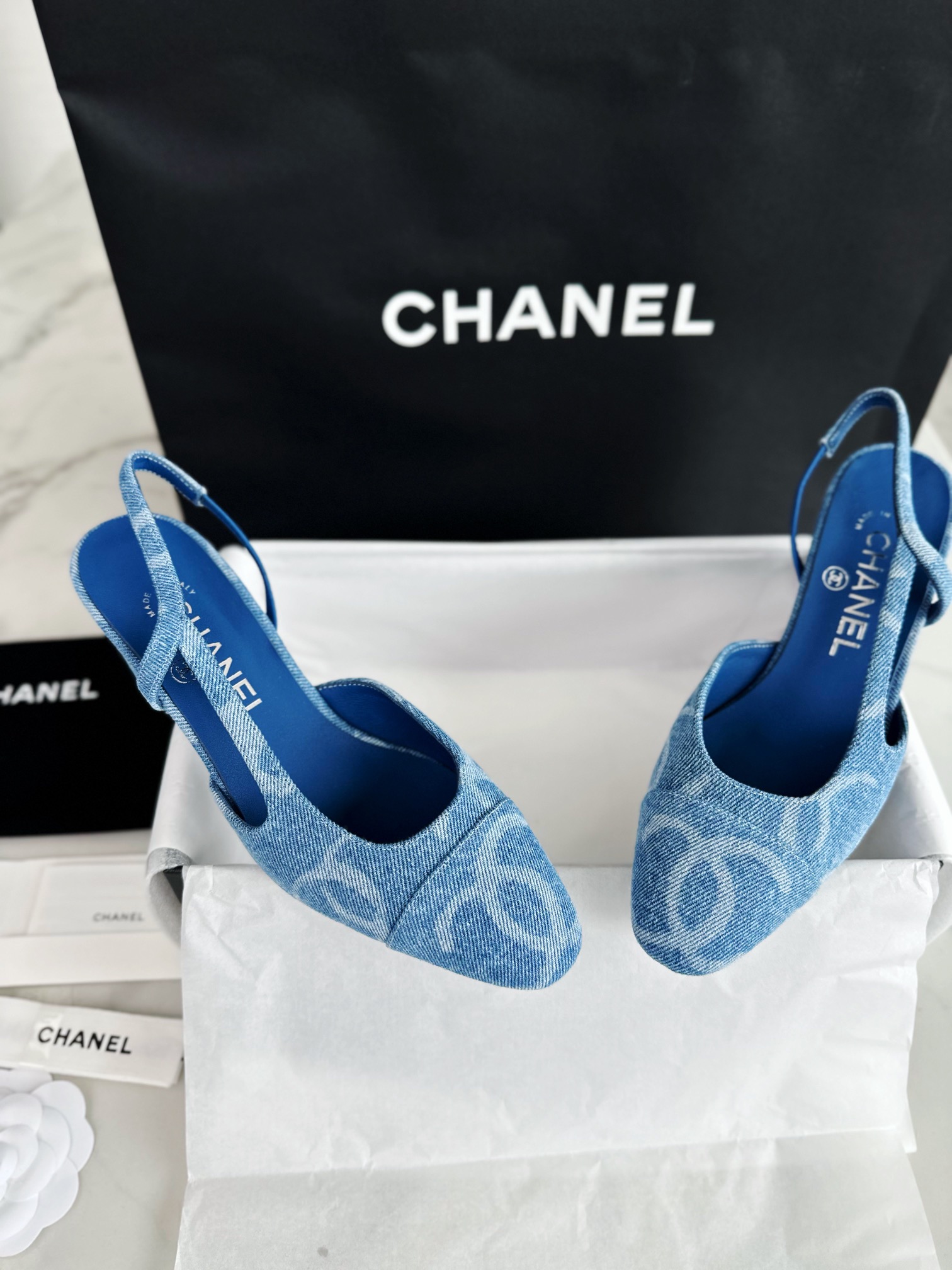 CHANEL Женские туфли слингбэки деним CHANEL Женские туфли слингбэки деним