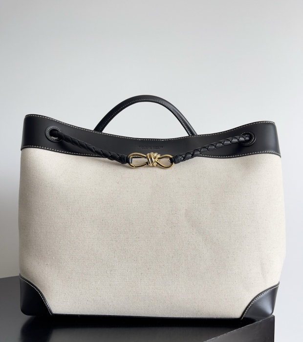 BOTTEGA VENETA Женская сумка Andiamo Large из кожи и канвы