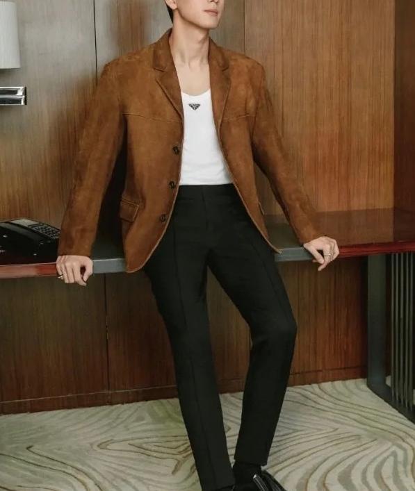 PRADA Мужской пиджак из замши PRADA Мужской пиджак из замши