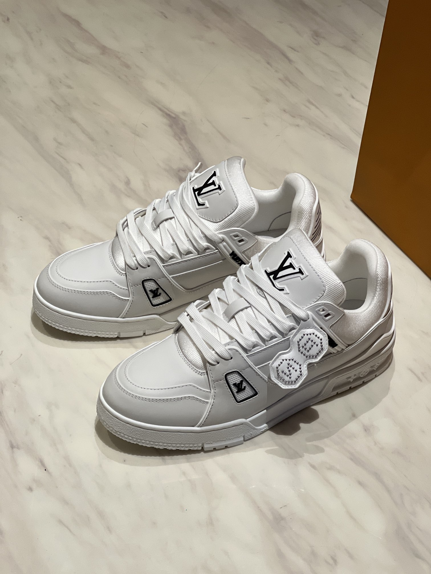 LOUIS VUITTON Кроссовки LV Trainer 25FW