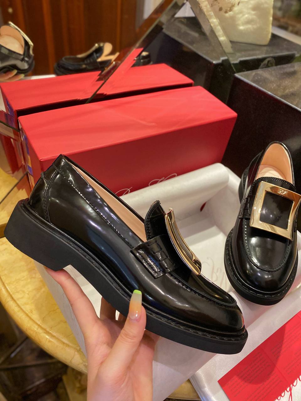 ROGER VIVIER Женские лоферы ROGER VIVIER Женские лоферы