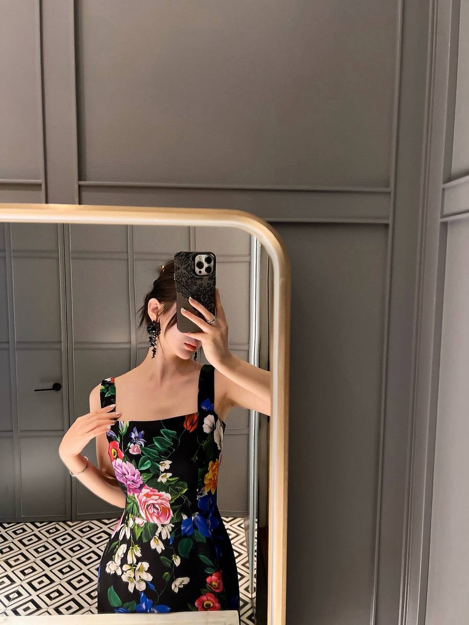 DOLCE & GABBANA Женское платье с принтом DOLCE & GABBANA Женское платье с принтом