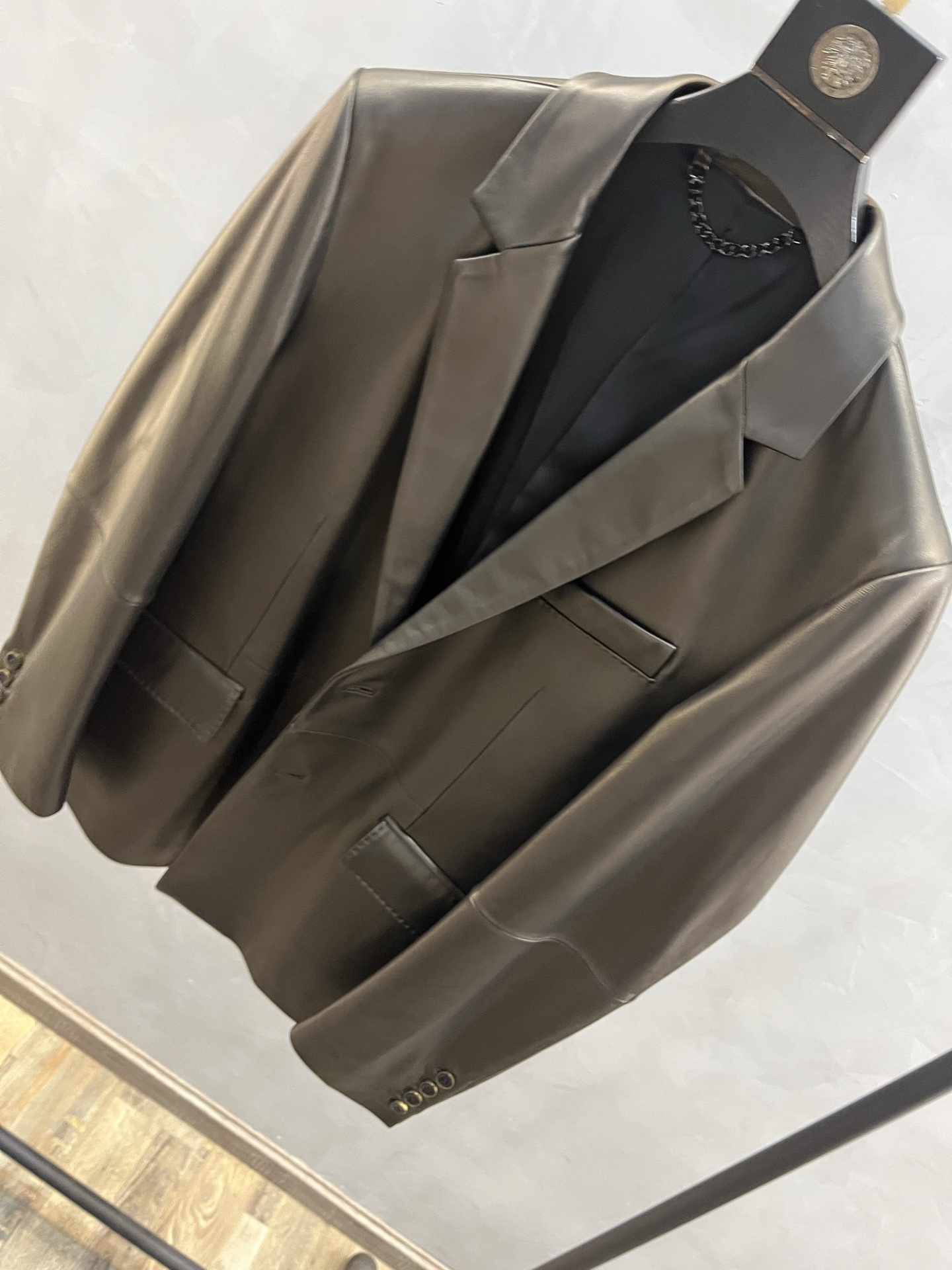 LOUIS VUITTON Мужской кожаный пиджак LOUIS VUITTON Мужской кожаный пиджак