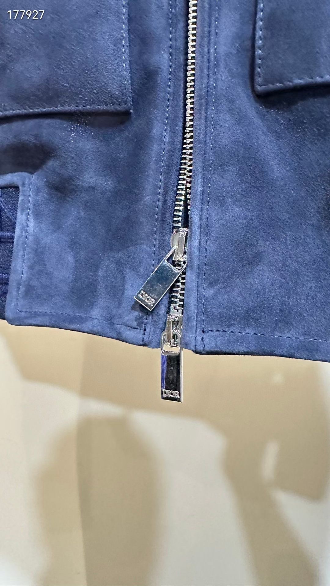 CHRISTIAN DIOR Мужская куртка из замши CHRISTIAN DIOR Мужская куртка из замши