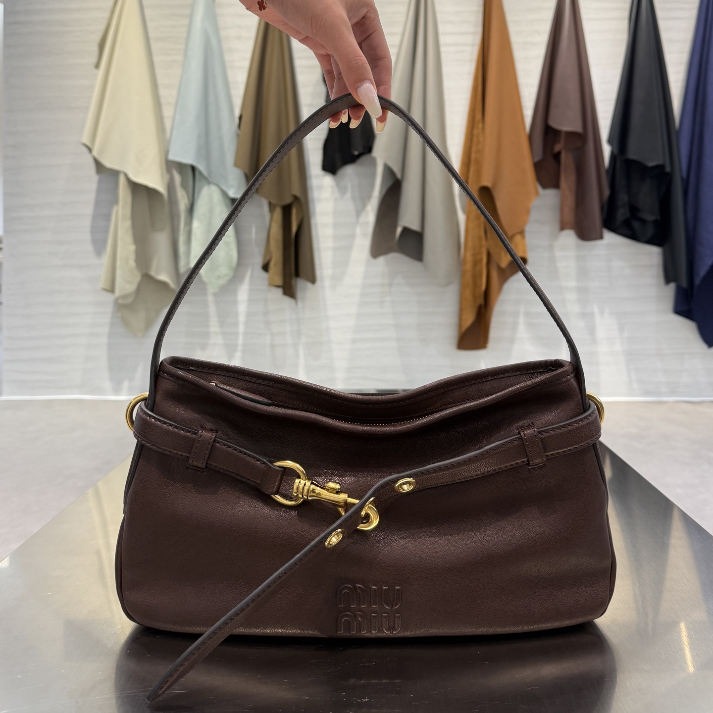 MIU MIU Женская сумка Aventure 