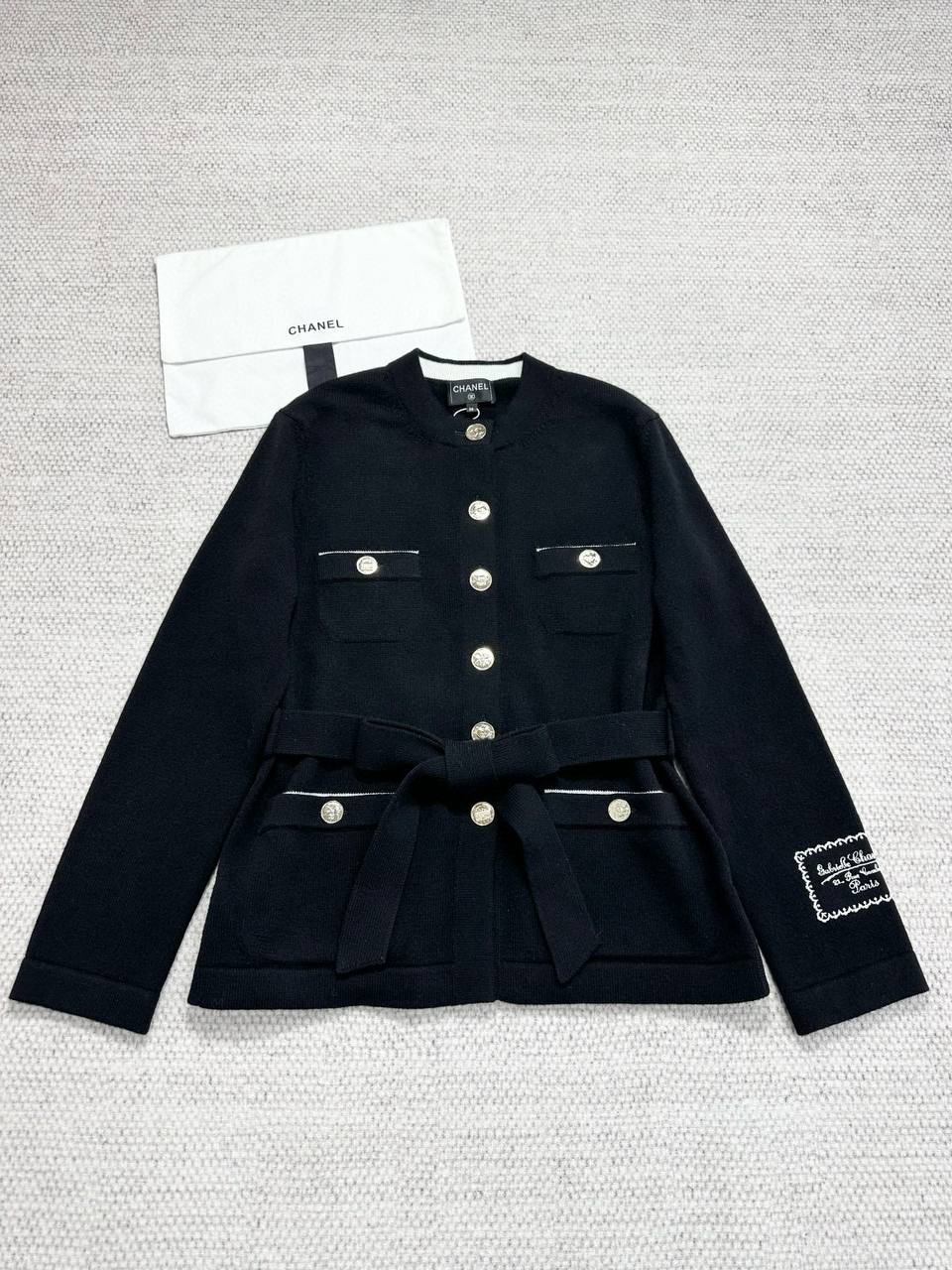 CHANEL Женский кардиган из кашемира CHANEL Женский кардиган из кашемира