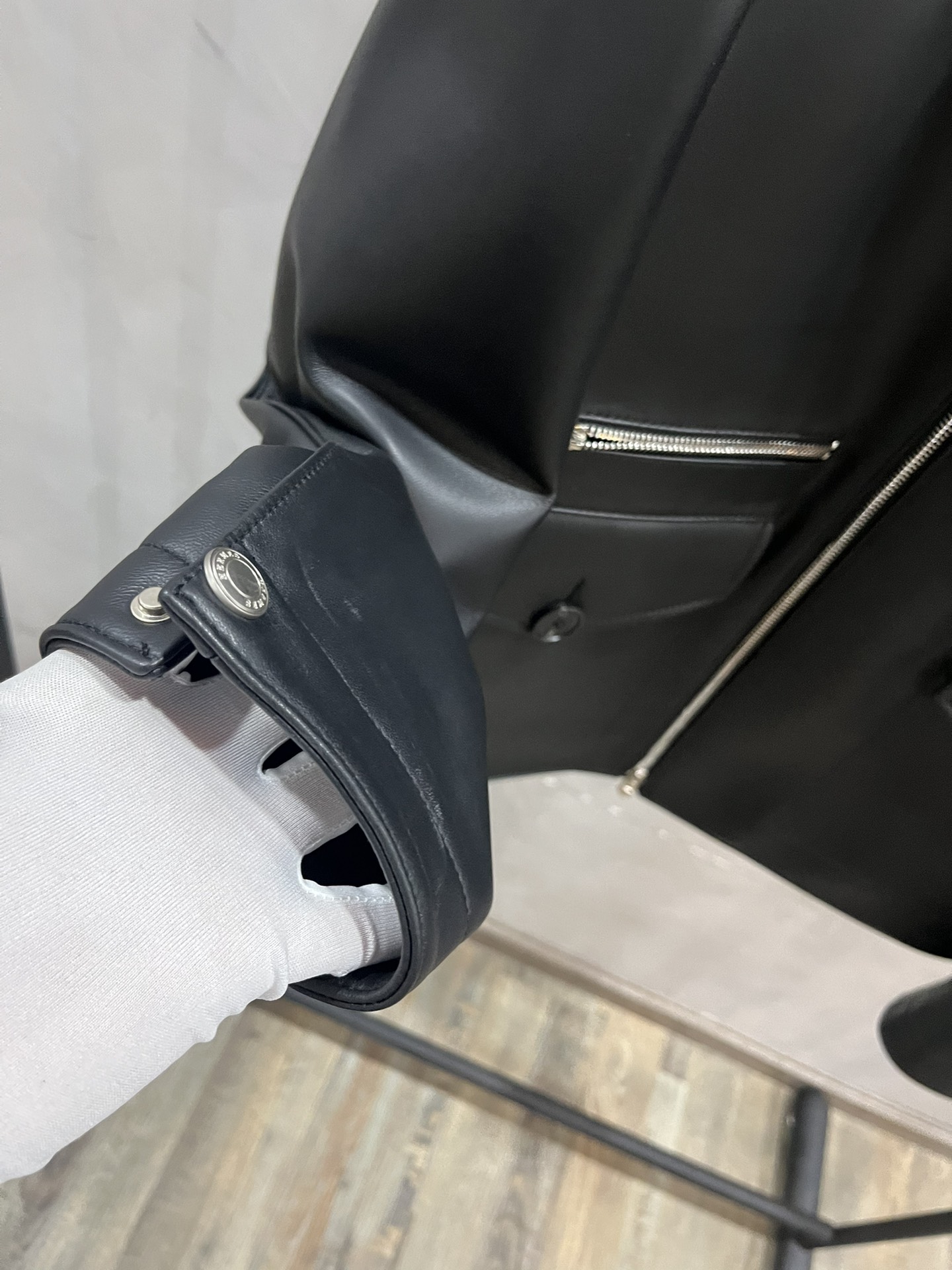 HERMES Мужская кожаная куртка