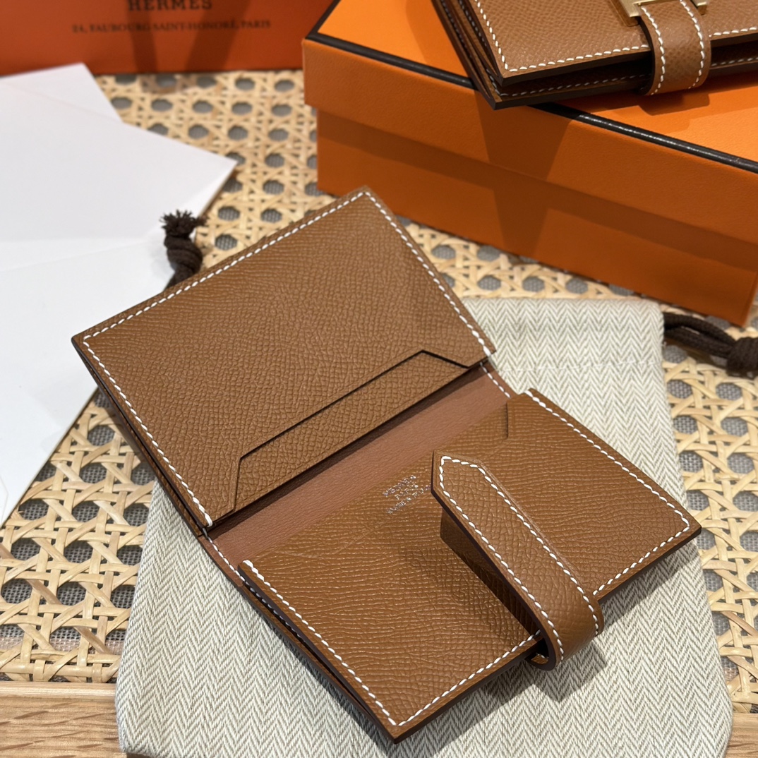 HERMES Кошелёк Bearn 10 см 37/Gold Epsom HERMES Кошелёк Bearn 10 см 37/Gold Epsom