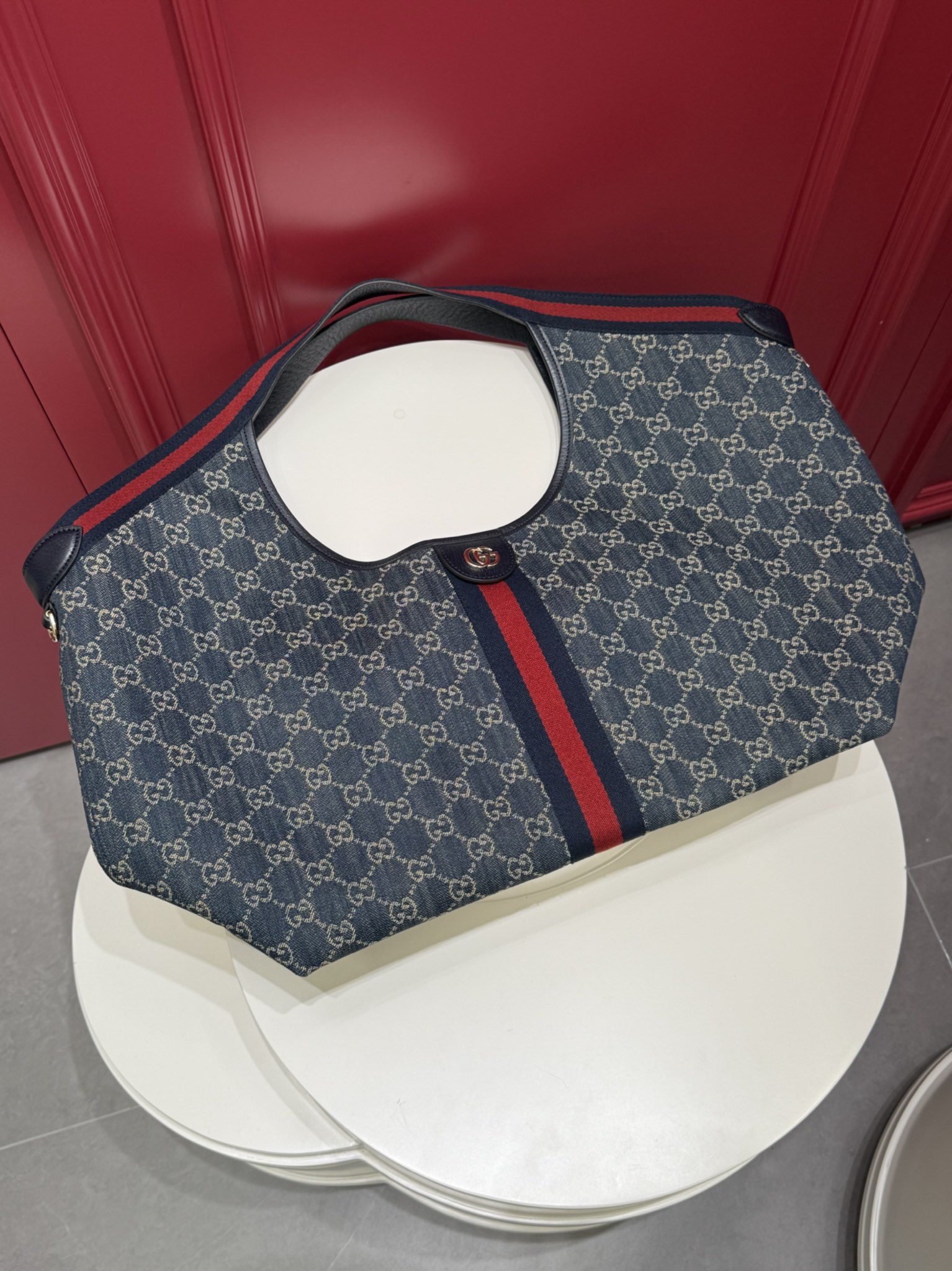 GUCCI Женская сумка шопер Giglio