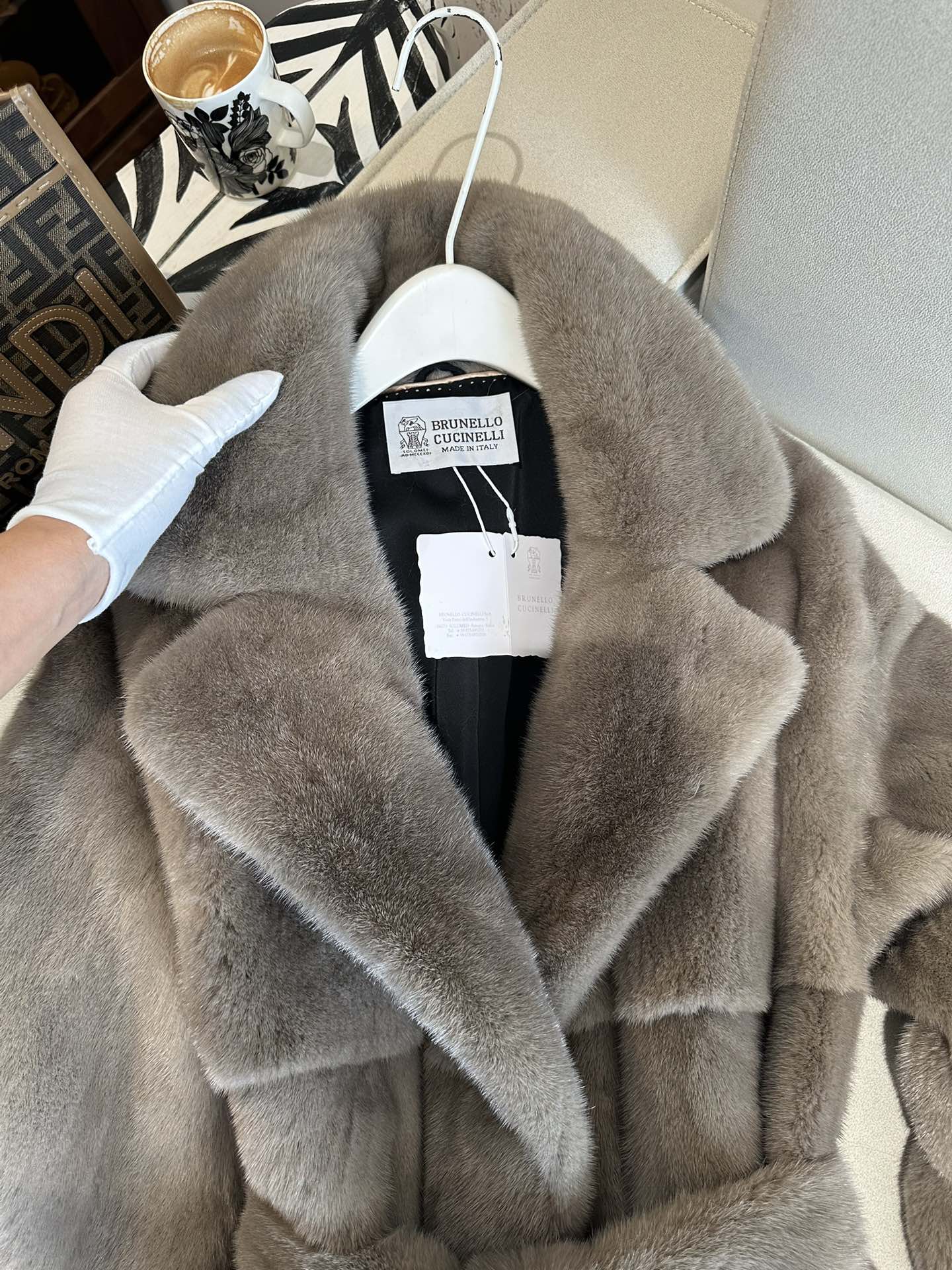 BRUNELLO CUCINELLI Женская шуба из норки BRUNELLO CUCINELLI Женская шуба из норки