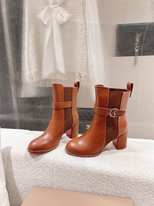 CHRISTIAN LOUBOUTIN Женские кожаные ботильоны