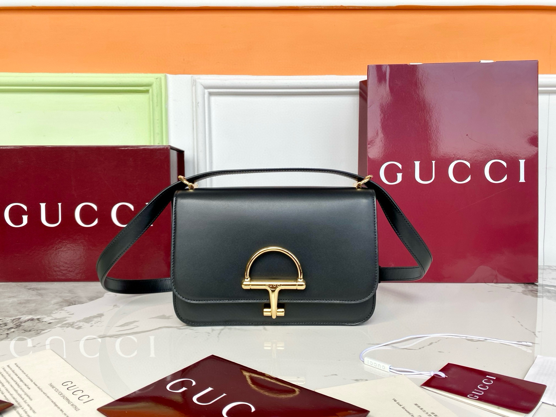 GUCCI Женская сумка Gucci Siena small shoulder bag
