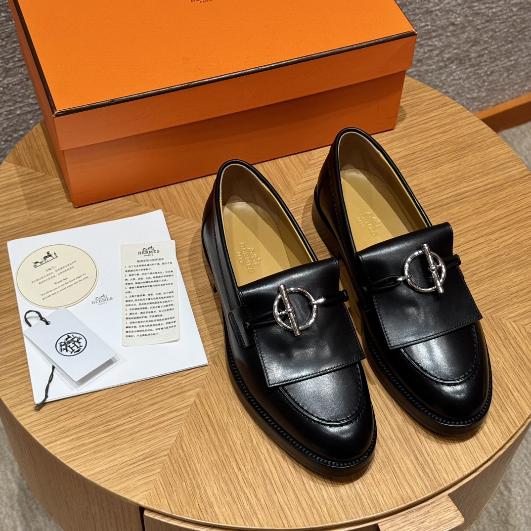 HERMES Женские лоферы Impact