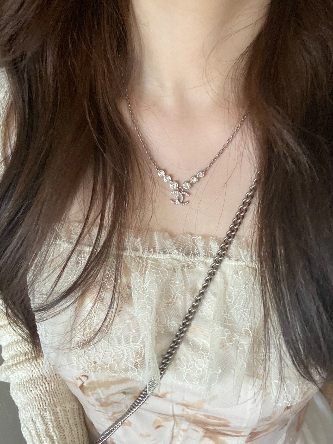 CHANEL Женское колье CHANEL Женское колье