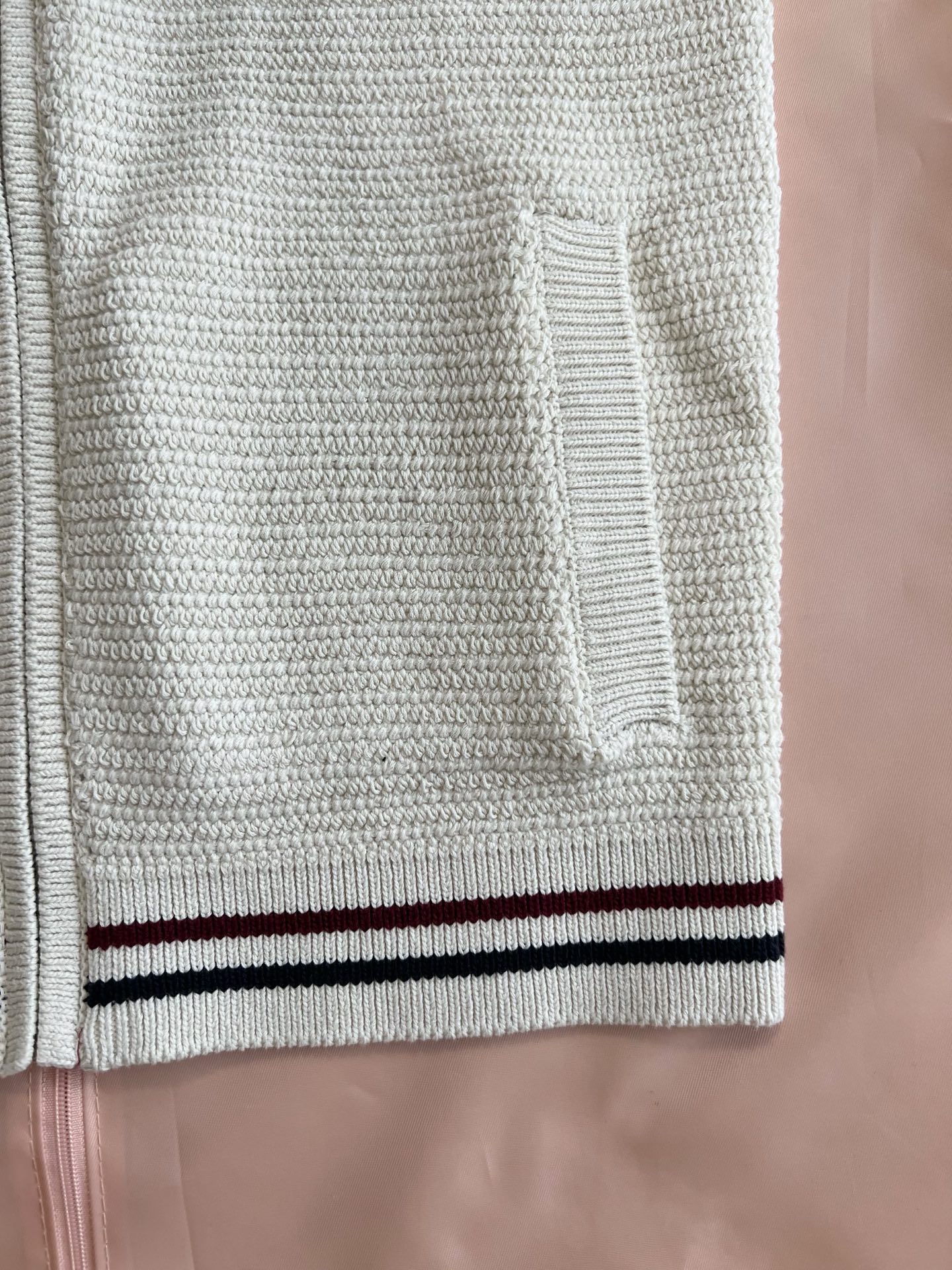 MIU MIU Женский кардиган MIU MIU Женский кардиган