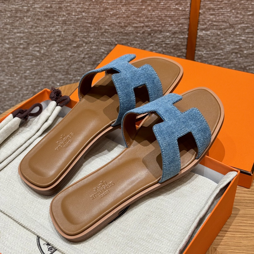 HERMES Женские сандалии Oran деним