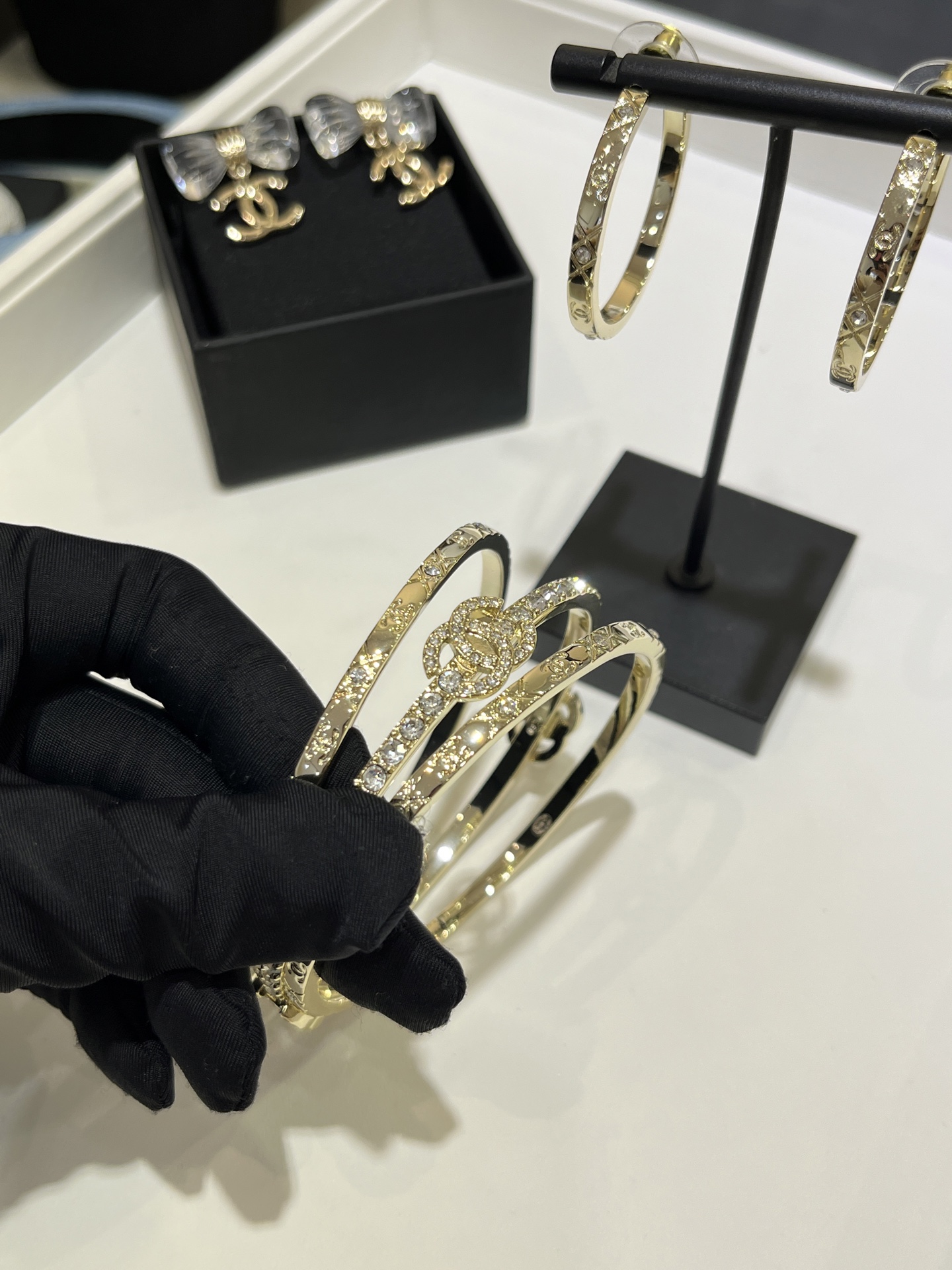 CHANEL Женский тройной браслет 25A CHANEL Женский тройной браслет 25A