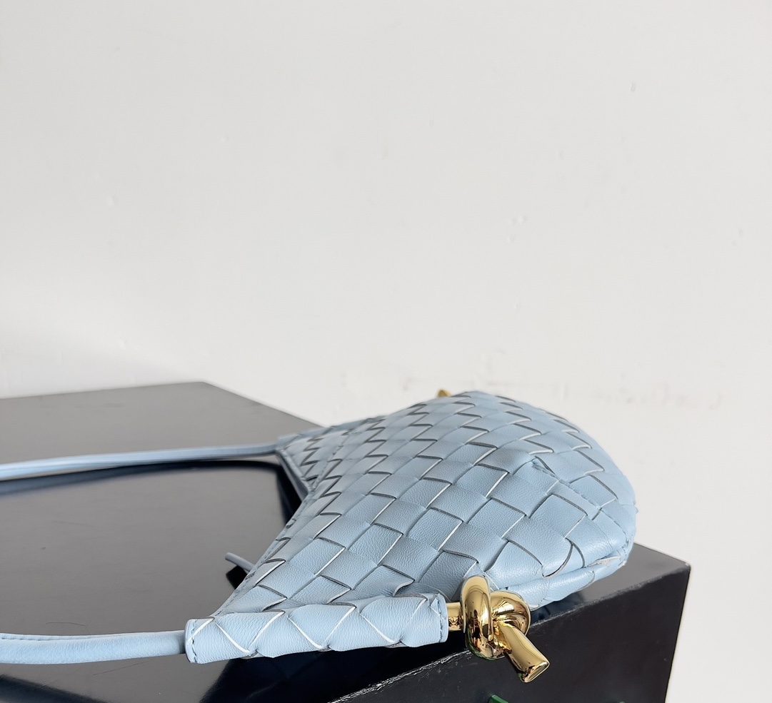 BOTTEGA VENETA Женская сумка Solstice Baby BOTTEGA VENETA Женская сумка Solstice Baby