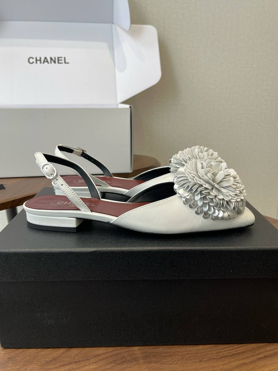 CHANEL Женские туфли из овечьей кожи CHANEL Женские туфли из овечьей кожи