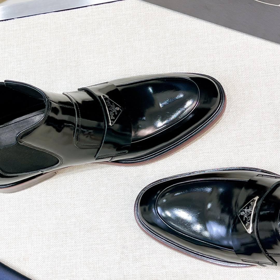 PRADA Мужские лакированные ботинки 