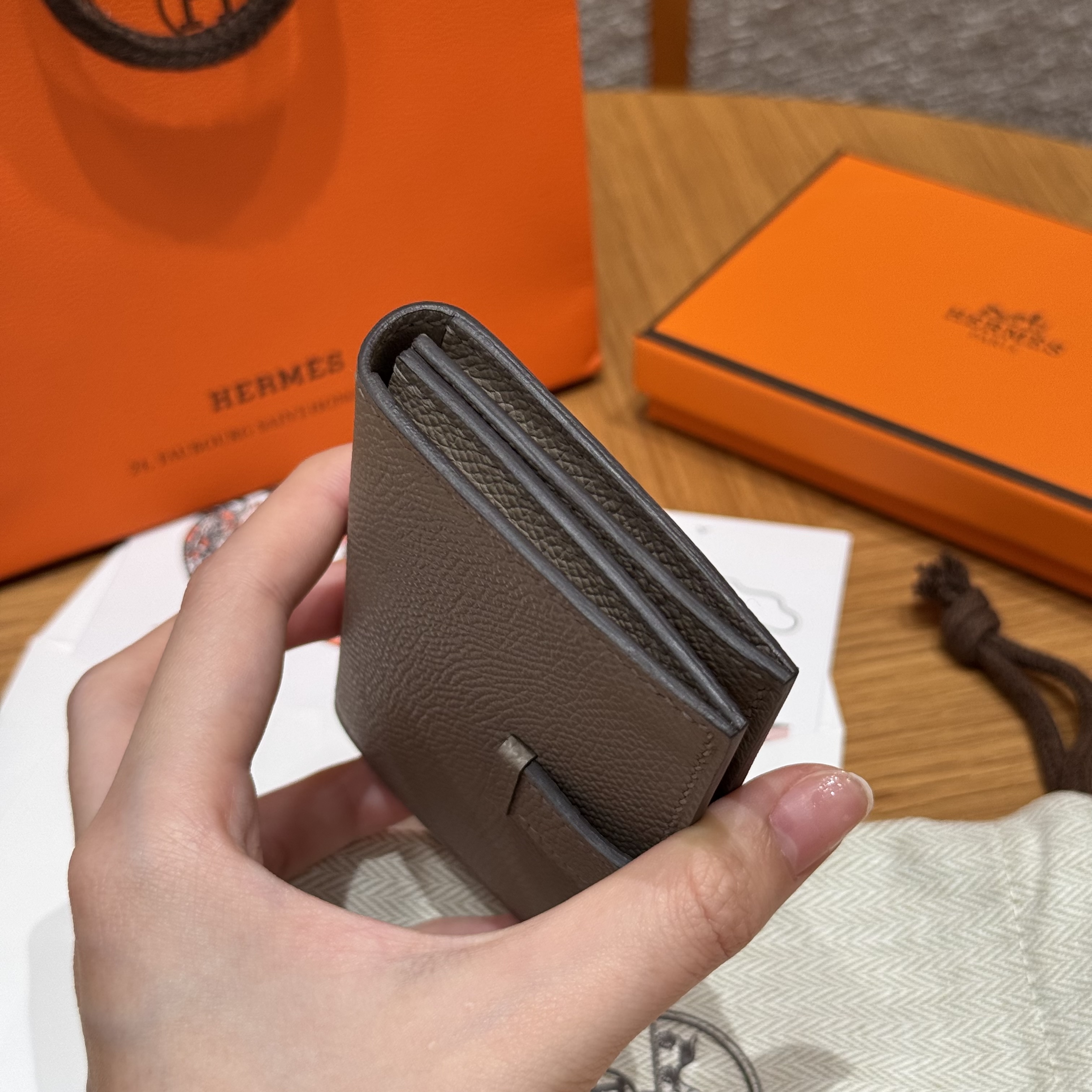 HERMES Кошелёк Bearn 10 см M8/Girs Asphalte Epsom HERMES Кошелёк Bearn 10 см M8/Girs Asphalte Epsom