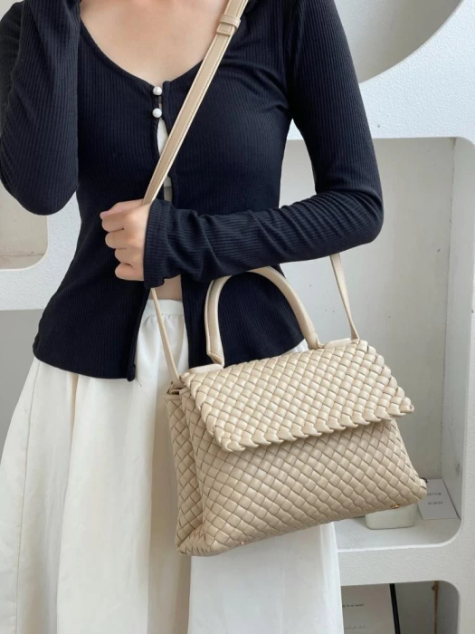 BOTTEGA VENETA Сумка Patti Shoulder Bag