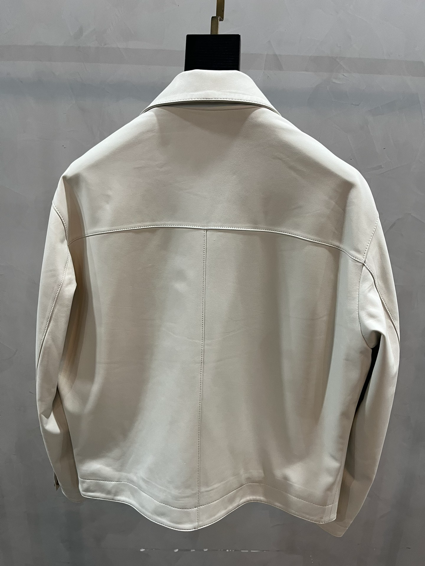 HERMES Мужская кожаная куртка HERMES Мужская кожаная куртка