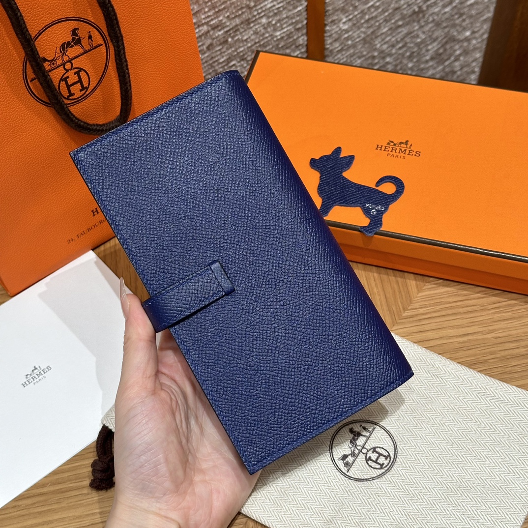 HERMES Кошелёк Bearn 17.5 см M3/Blue encer Epsom HERMES Кошелёк Bearn 17.5 см M3/Blue encer Epsom
