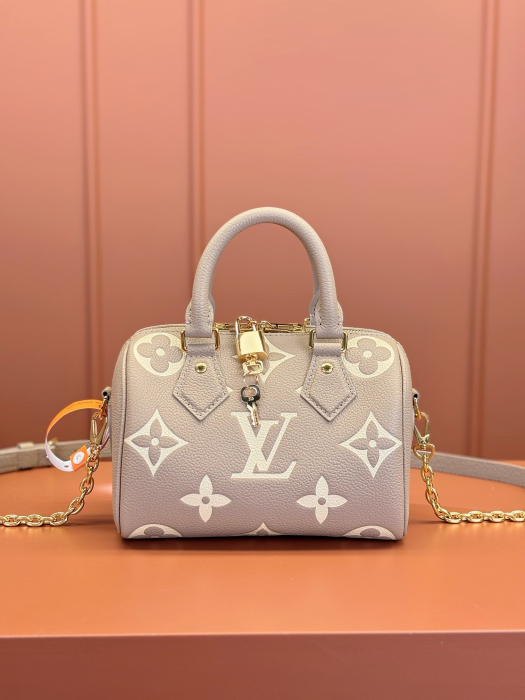 LOUIS VUITTON Женская сумка Speedy Bandoulière 20 M46575