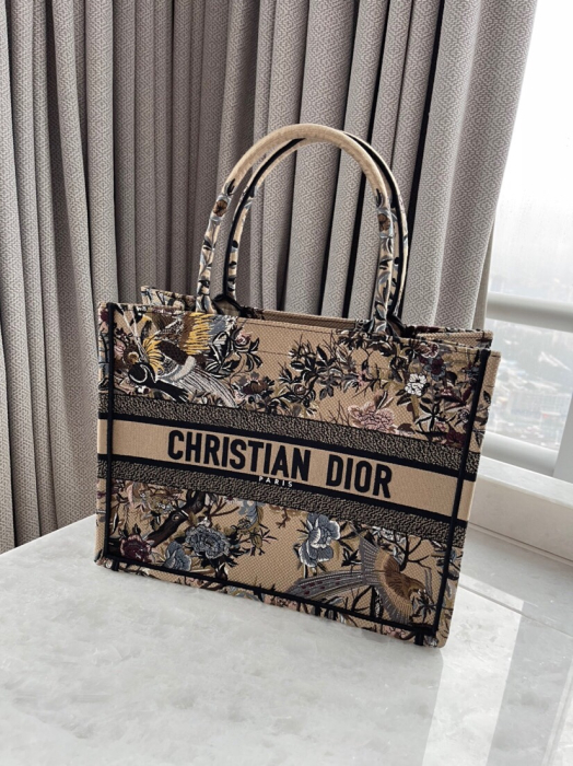 CHRISTIAN DIOR Женская сумка Dior Book Tote Birds