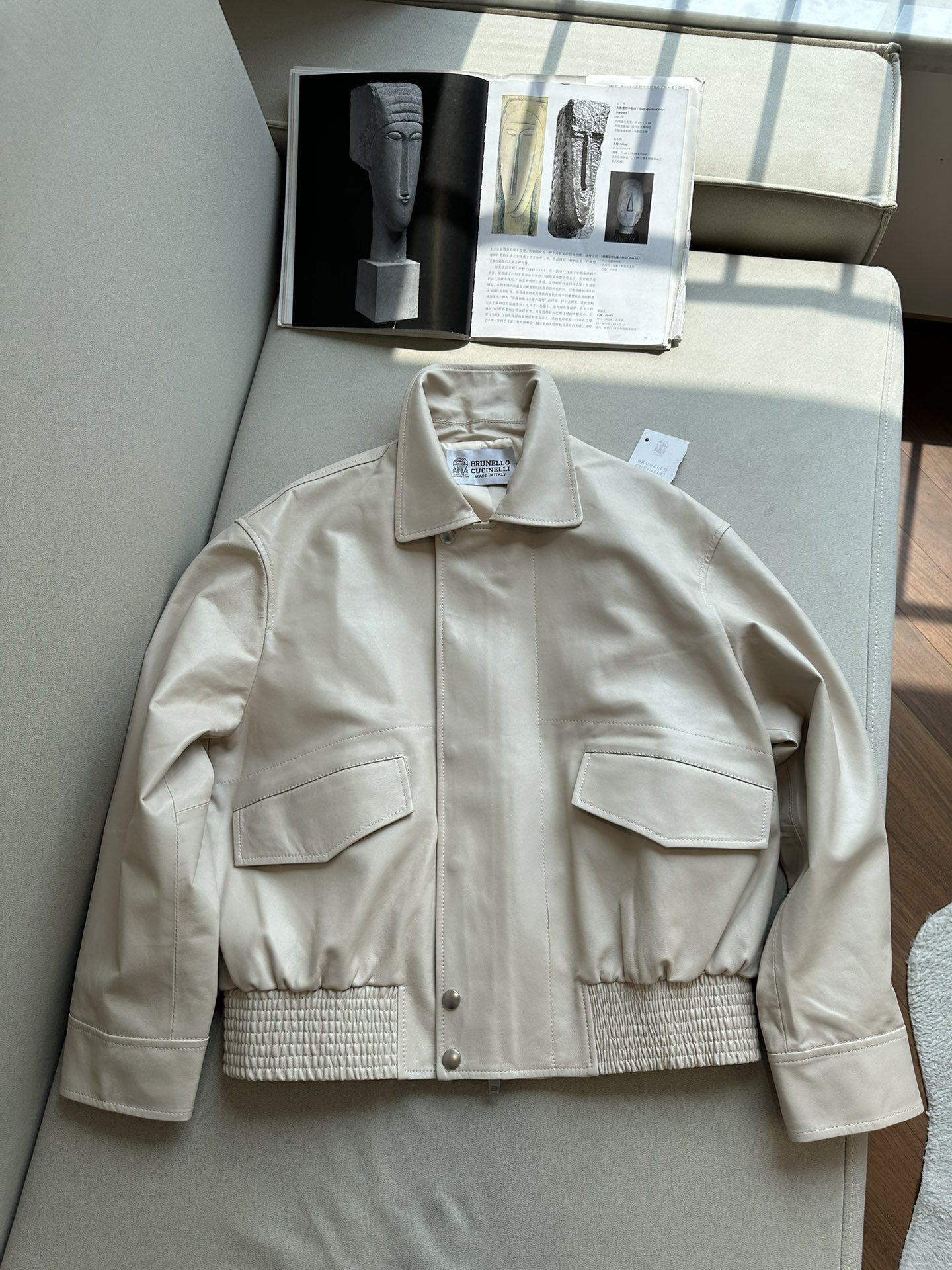 BRUNELLO CUCINELLI Женская кожаная куртка BRUNELLO CUCINELLI Женская кожаная куртка
