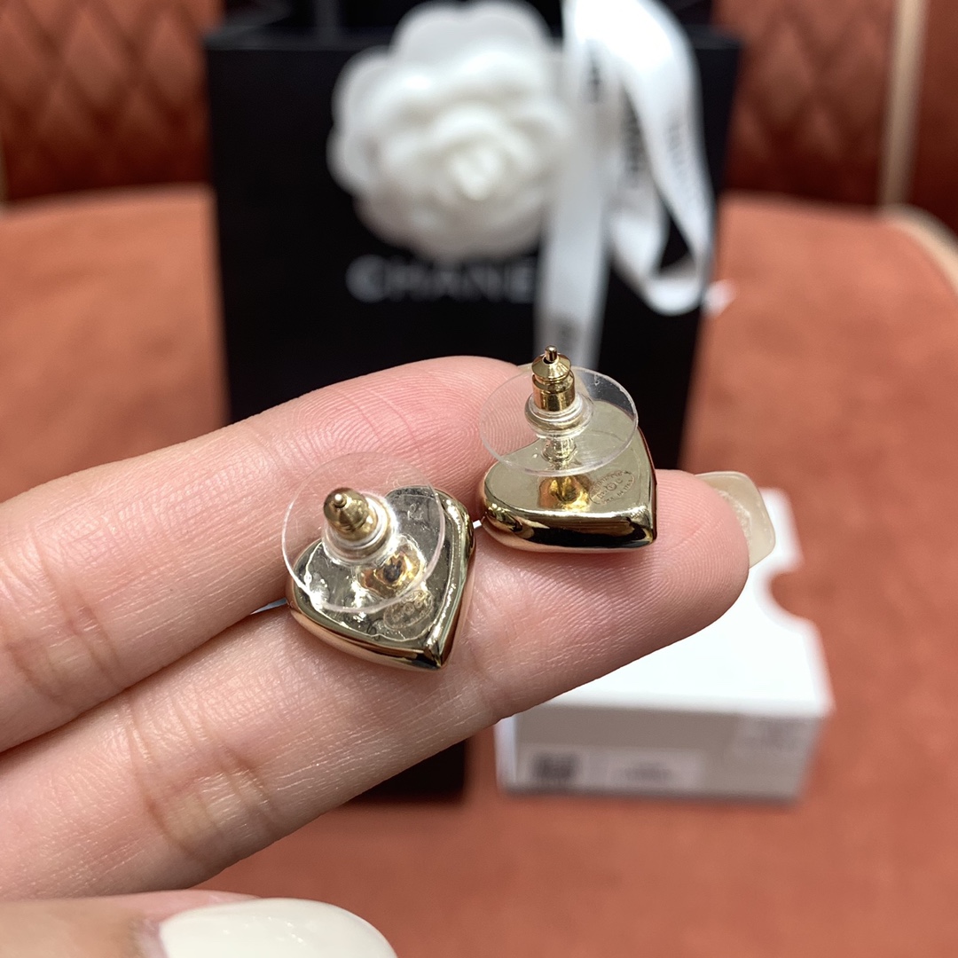 CHANEL Женские серьги CHANEL Женские серьги